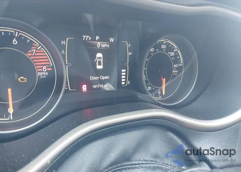 2017 Jeep Cherokee Altitude Fwd z USA, uszkodzony, nr VIN 1C4PJLAS5HW617352